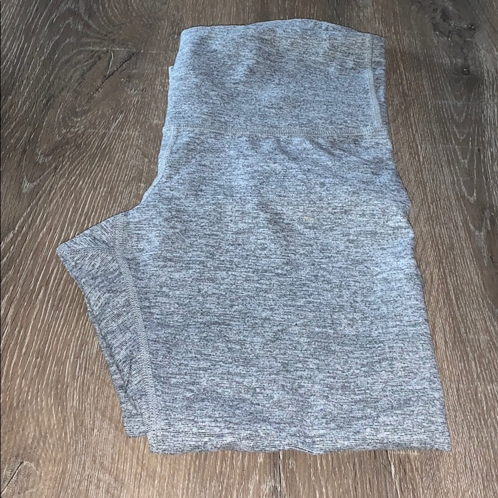 Athletic leggings